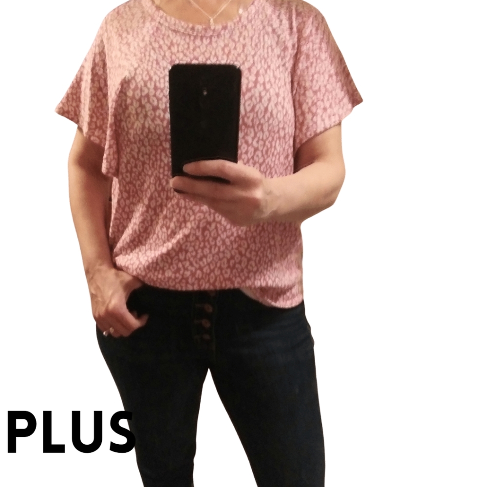 Andree by Unit Pink and White Leopard Print top